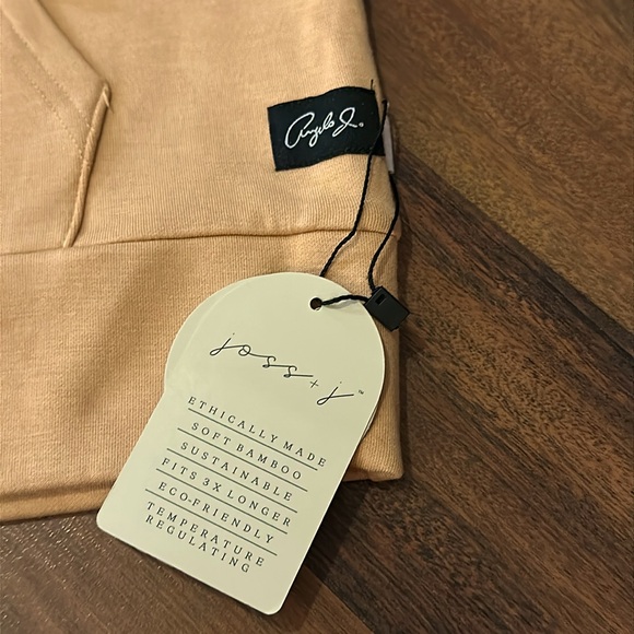 NWT Joss & J Bamboo Eco Friendly Hoodie XS, Temp Regulating, Peach Color - Picture 3 of 9